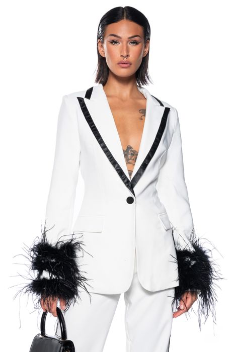 ATLANTIC CITY CONTRAST TRIM BLAZER WITH FEATHER CUFFS in white