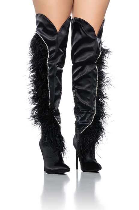 AZALEA WANG AOIFE BLACK FEATHER BOOT