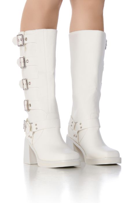 AZALEA WANG BRONSON WHITE CHUNKY BOOT WITH BUCKLE DETAIL