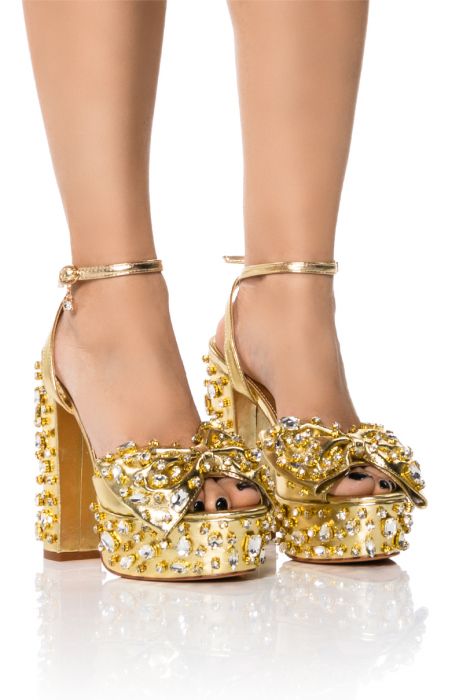 AZALEA WANG DO NOT DISTURB EMBELLISHED BOW CHUNKY SANDAL in GOLD