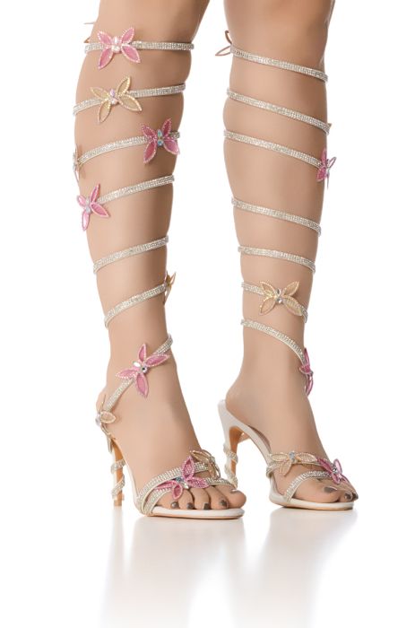 AZALEA WANG FLORIANA BUTTERFLY SANDAL IN WHITE