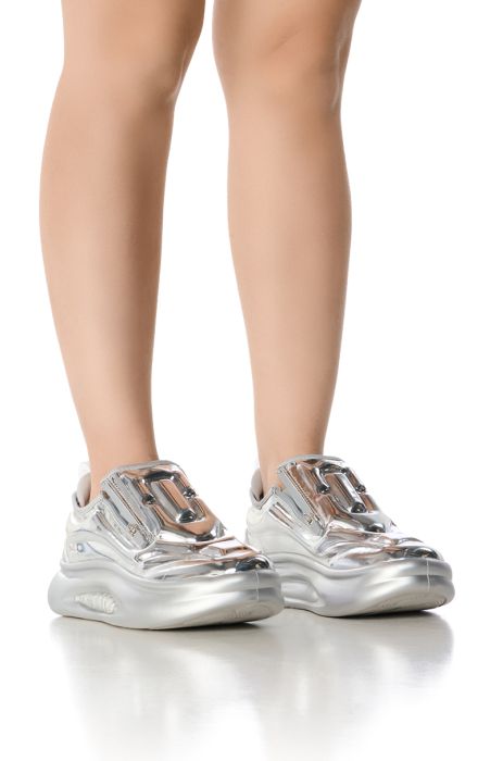 AZALEA WANG FRANCILLE CHROME SILVER FUTURISTIC SNEAKER