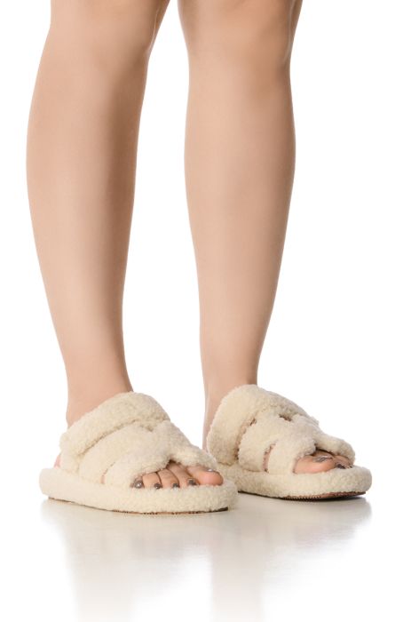 AZALEA WANG JACOBEAN CREAM FUZZY SANDAL