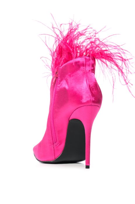 AZALEA WANG KAYLYNN FEATHER BOOTIE IN FUCHSIA