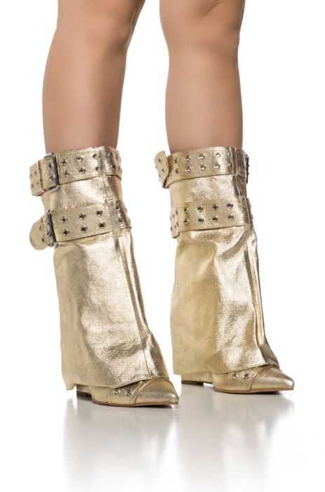 AZALEA WANG QISTINA GOLD METALLIC FOLDOVER WEDGE BOOTIE