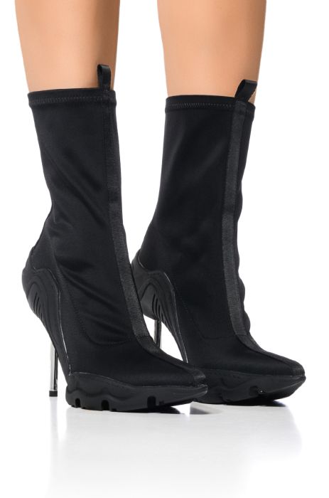 AZALEA WANG WILBER BOOTIE WITH STRETCH NEOPRENE IN BLACK