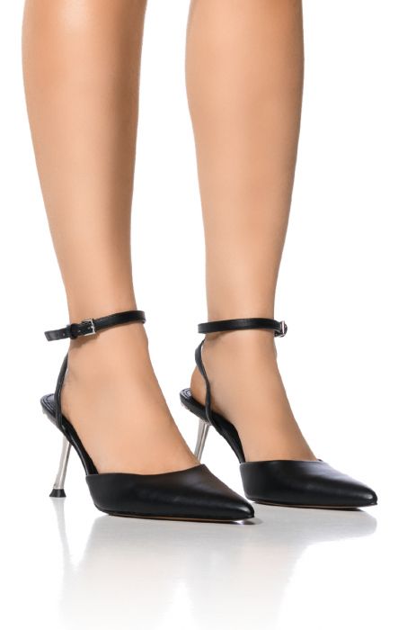 AZALEA WANG ZELLA ANGLED HEEL PUMP IN BLACK