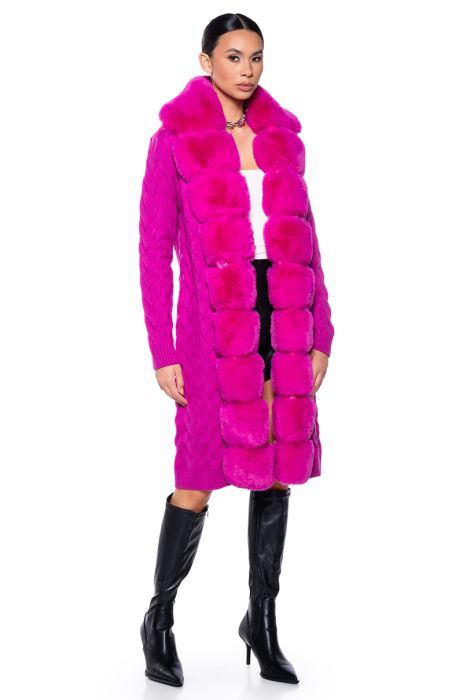 BABBS KNIT TRENCH WITH FAUX FUR COLLAR IN FUCHSIA