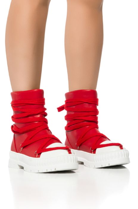 RICHIE LACE UP HIGH TOP SNEAKER IN RED